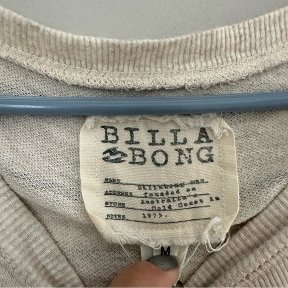 BillaBong Striped Scoop neck pullover sweater with front pocket - Picture 3 of 4